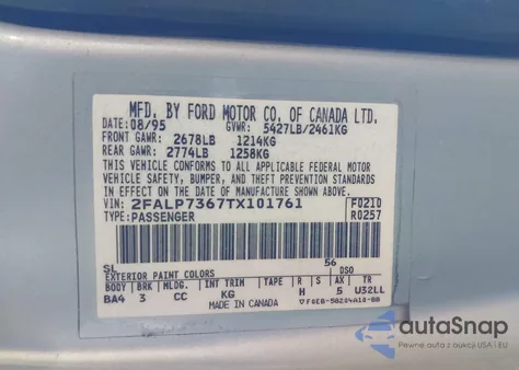 1996 Ford Crown Victoria z USA, uszkodzony, nr VIN 2FALP7367TX101761